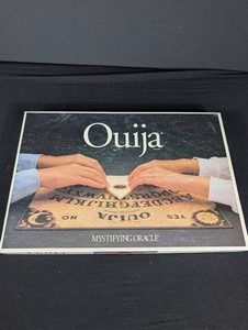 Vintage Parker Brothers Ouija Mystifying Oracle Talking Board Set