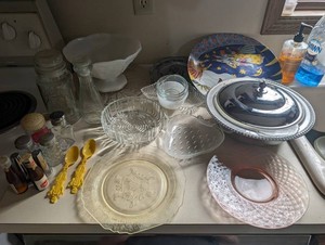 Mixed Lot Glassware, Serving Pieces, Holiday Plate & Kitchen Collectibles