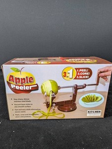 Kitchen Keepers 3-in-1 Apple Peeler