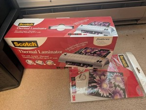 Scotch 3M Thermal Laminator & Laminating Pouches