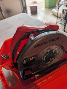 Black & Decker 12-Amp Corded Circular Saw With Case