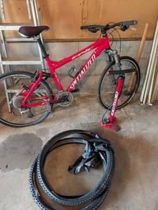 Vintage Specialized Epic Full-Suspension Mountain Bike & Accessories