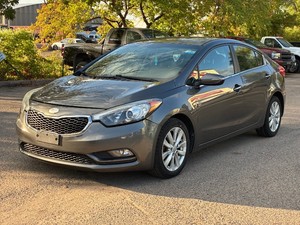 2014 KIA FORTE EX 144k Miles (NO RESERVE)