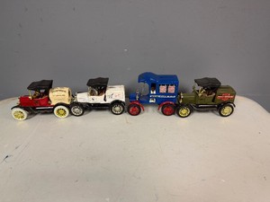 ERTL Replica Ford Model T(Anheuser-Busch, US Constitution, Harley Davidson and Fords First Delivery Car (Us Mail) Banks