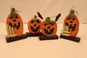Wooden Halloween Pumpkin Figurines - 2 at 6in & 2 at 8in (Lot of 4)