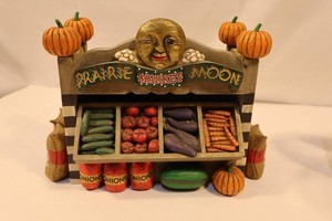 Prairie Moon Fall Market Display & Treats Jars