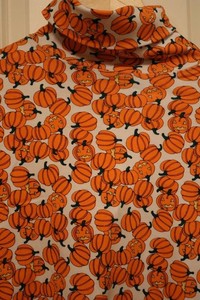 The Eagles Eye Halloween Print Mock-Neck Tops Sizes SP & M (Lot of 2)