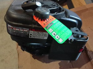 BRIGGS AND STRATTON MOTOR