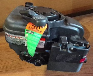 BRIGGS AND STRATTON MOTOR