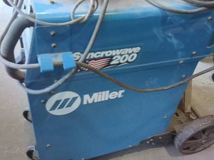 MILLER SYNCROWAVE 200 WELDER PLUS