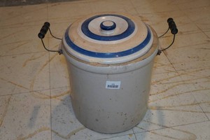 Vintage Red Wing Stoneware Crock with Lid and Rocks