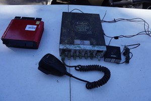 Vintage Cobra 29WXST 40-Channel Mobile CB Radio & Power Inverter