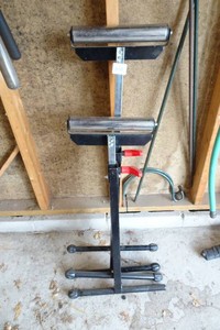 2 Roller Stands