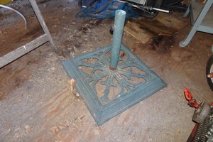 2 Square Heavy Duty Cast Iron Patio Umbrella Base