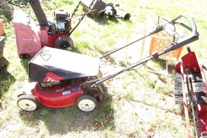 Toro 22 Recycler Lawn Mower