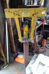 Hydraulic Pipe Bender on Stand