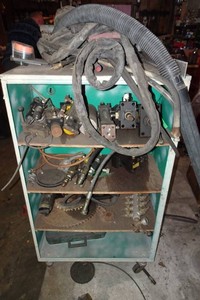 Rolling Shelf with Hydraulic Parts