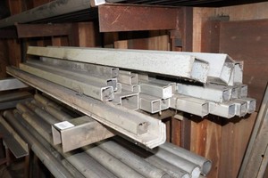 Square Steel Tube - 2, Longest is 77
