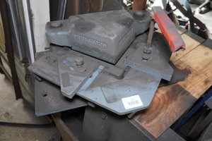 Unittool Model MNC-88 Heavy Duty 90 Degree Corner Notching Unit