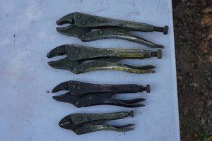 Curved Jaw Locking Pliers