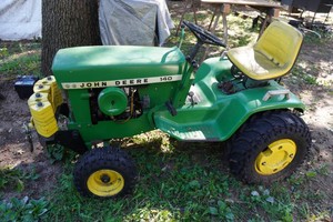 John Deere 140 Lawn Tractor with Accessories