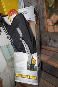 Crest Lightweight Maintenance-Free Snowshoes