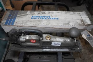 Pneumatic Straight-Line Air Sander with Body File Sheets