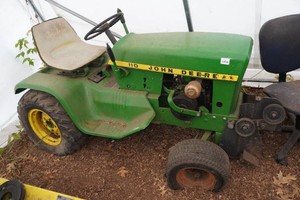 John Deere 110 Garden Tractor