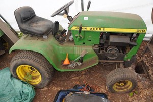 John Deere 210 Ride-On Garden Tractor