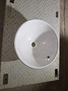 White vessel sink