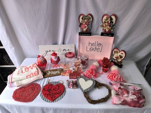 Valentines Day Decor lot