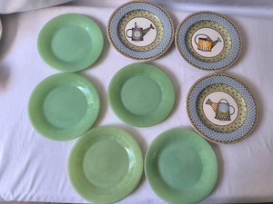 8 Vintage Salad Plates-Includes Jadeite