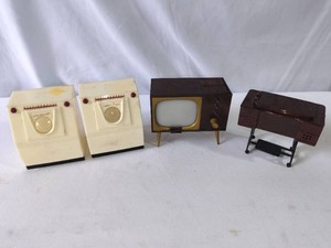 Home Appliances Salt and Pepper Shakers-3 Sets