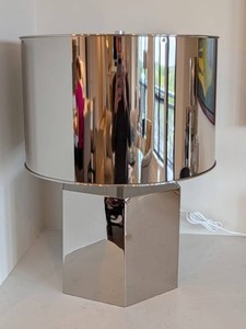 Hexagon Table Lamp - Metallic Finish