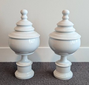 Porcelain Urns - Woestijnroos by Jos Van Dijck Pair