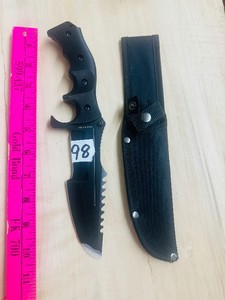 TACTICAL HUNTING KNIFE w Nylon Sheath -new-