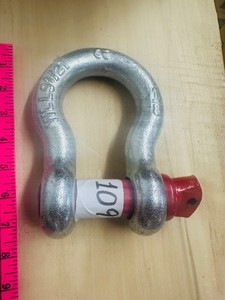 1 18 SCREW PIN CLEVIS -  9.5T