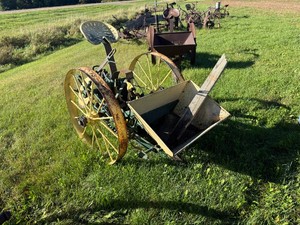 Horse drawn planter