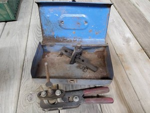 Flaring tools