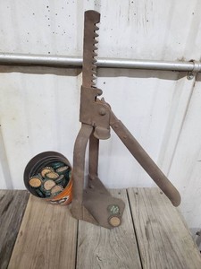 Antique bottle capper cap sealer with caps