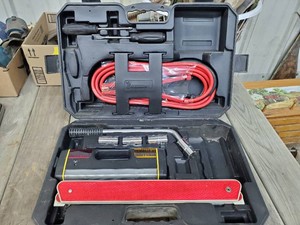Michelin auto emergency kit w case