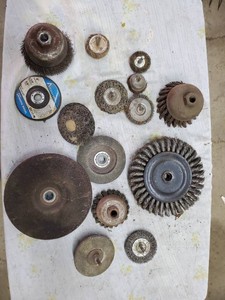Lot of grinding wheels,flap discs,wire wheels
