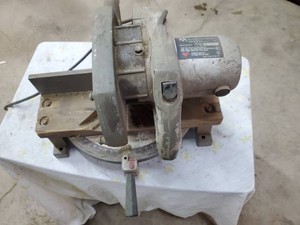 Rockwell small miter saw