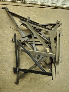 10 wall hanging scaffold brackets