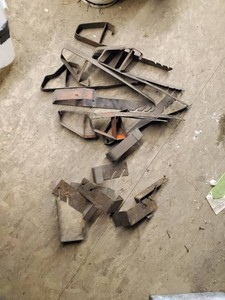 Roofing brackets 7 smaller and 10 large brackets