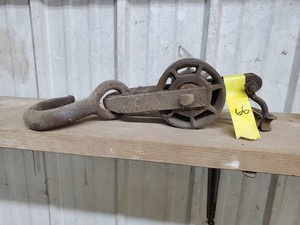 Vintage double pulley hoist
