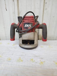 Skil router wont power up