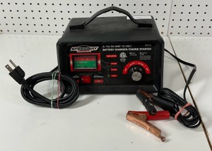 Speedway 120-Volt 2.2 Amp Battery Charger and Starter  07215 Used