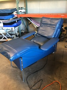 Dacor Manufacturing Blood Draw Chair