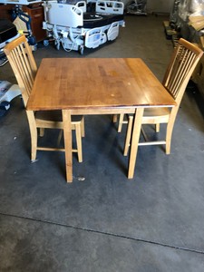 40 Square Wooden Table with Folding Leaves and 2 Chairs